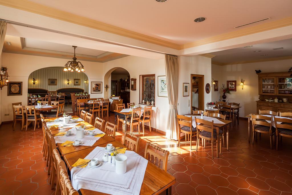 Hotel Pfaffenhofen Schwabenheim an der Selz Kültér fotó